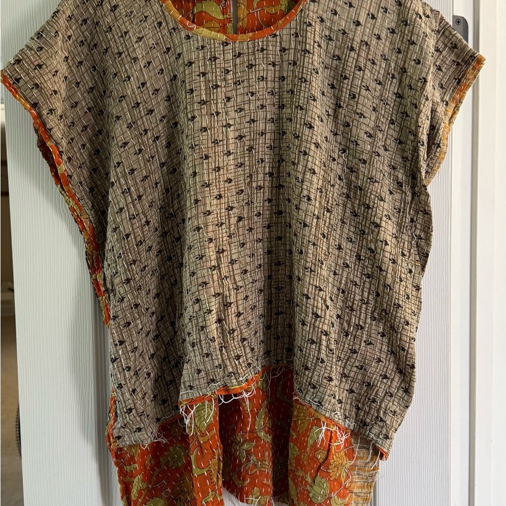 Women’s reversible Kantha Hi-Lo top